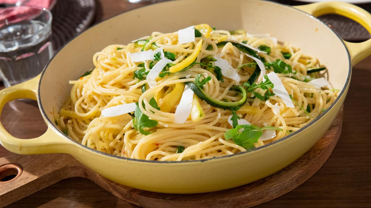 Zucchini and Squash Spaghetti