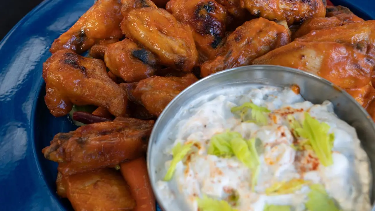 Spicy Garlic Chicken Wings With Chow-Chow and Blue Cheese Dip
