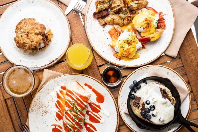 Down in the Warehouse District inside ROW DTLA, Rappahannock Oyster Bar serves more than just seafood. Sit at the Carrara marble oyster counter and see how locally focused, sustainably sourced ingredients are brought to life at brunch by Executive Chef Nick Erven. Because you're sitting at an oyster bar, start with some freshly shucked oysters, then follow them with a brunch staple like a plate of smoked salmon and capers, French toast with berries or lobster eggs Benedict.