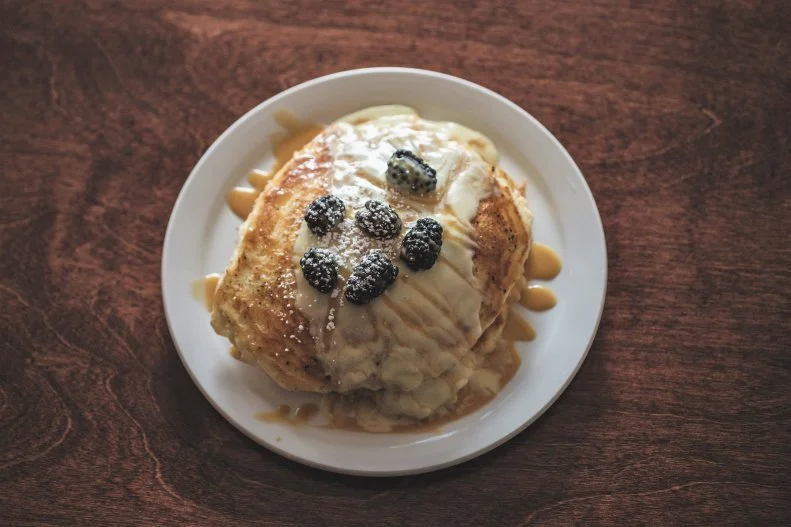 At this offbeat cafe the pancakes naturally are called jack flaps, and they share star billing with other imaginative grub, like the everything-bagel cream cheese breakfast banh mi and the sweet potato Benedict strewn with pork belly lardons. The lavender creme brulee iteration of the jack flaps, which unites lavender creme anglaise, caramel sauce and fresh blackberries, is essentially an excuse for morning dessert.