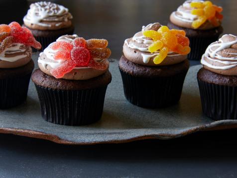 Chocolate Spider Web Cupcakes