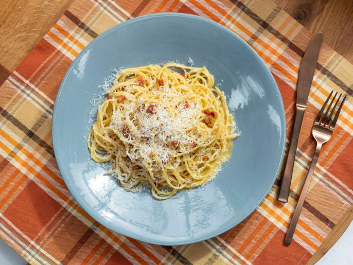 Spaghetti alla Carbonara Recipe Marc Murphy Food Network