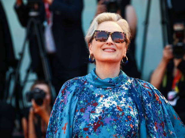 Meryl Streep walks the red carpet ahead of the &quot;The Laundromat&quot; screening during the 76th Venice Film Festival at Sala Grande on September 01, 2019 in Venice, Italy.  (Photo by Matteo Chinellato/NurPhoto via Getty Images)