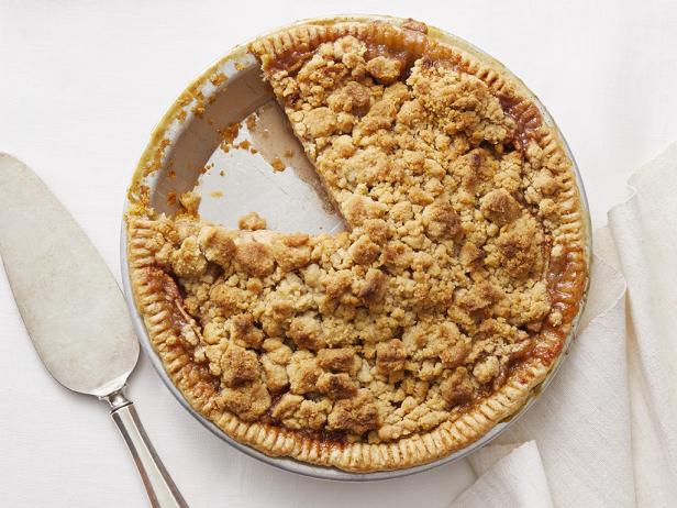 Classic Apple Crumb Pie image