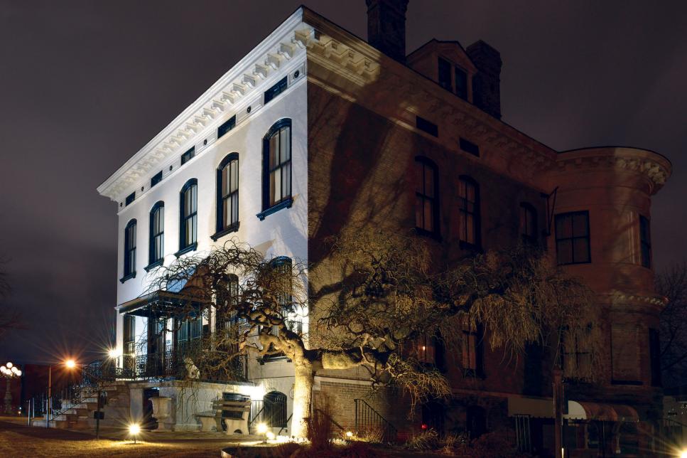 The 50 Most Haunted Restaurants In America | Restaurants : Food Network ...