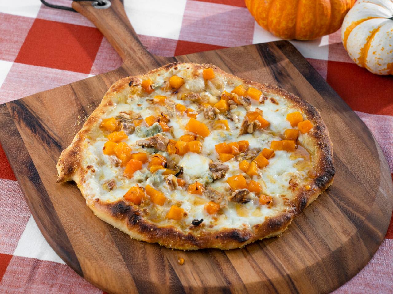 Pizza del Papa (Butternut Squash and Smoked Mozzarella Pizza)