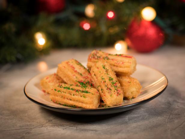 The Tiny Turtle - Pinchos, meaning skewers or spikes, are a classic Puerto  Rican street food! Have you tried ours? Available in Chicken, Pork, Shrimp,  and Steak. They are grilled and served