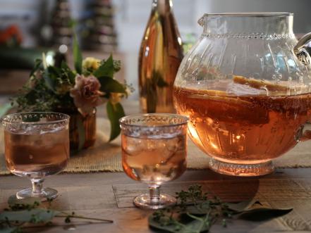 Grapefruit Spritzer with Tarragon Syrup Recipe | Valerie Bertinelli ...