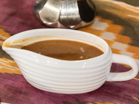 Make-Ahead Turkey Gravy