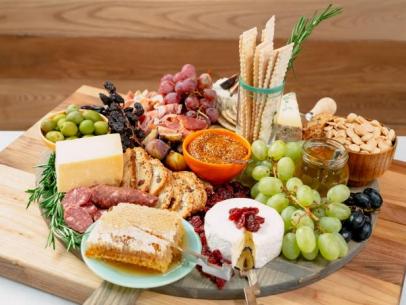 Ultimate Holiday Cheese Board - How To Make A Holiday Cheese Board