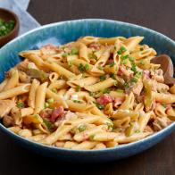 Food Network Kitchen Step by Steps Beauty One Pot Cajun Chicken Pasta