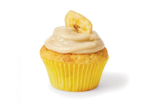 Peanut Butter Cupcakes with Banana Pudding