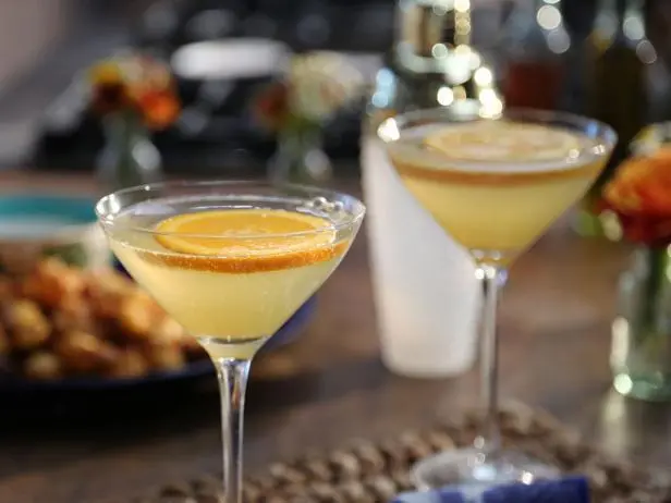 Aquavit Caraway Spritzer Recipe | Valerie Bertinelli | Food Network