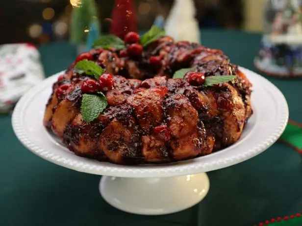 Cherry Chocolate Monkey Bread Recipe | Valerie Bertinelli | Food Network