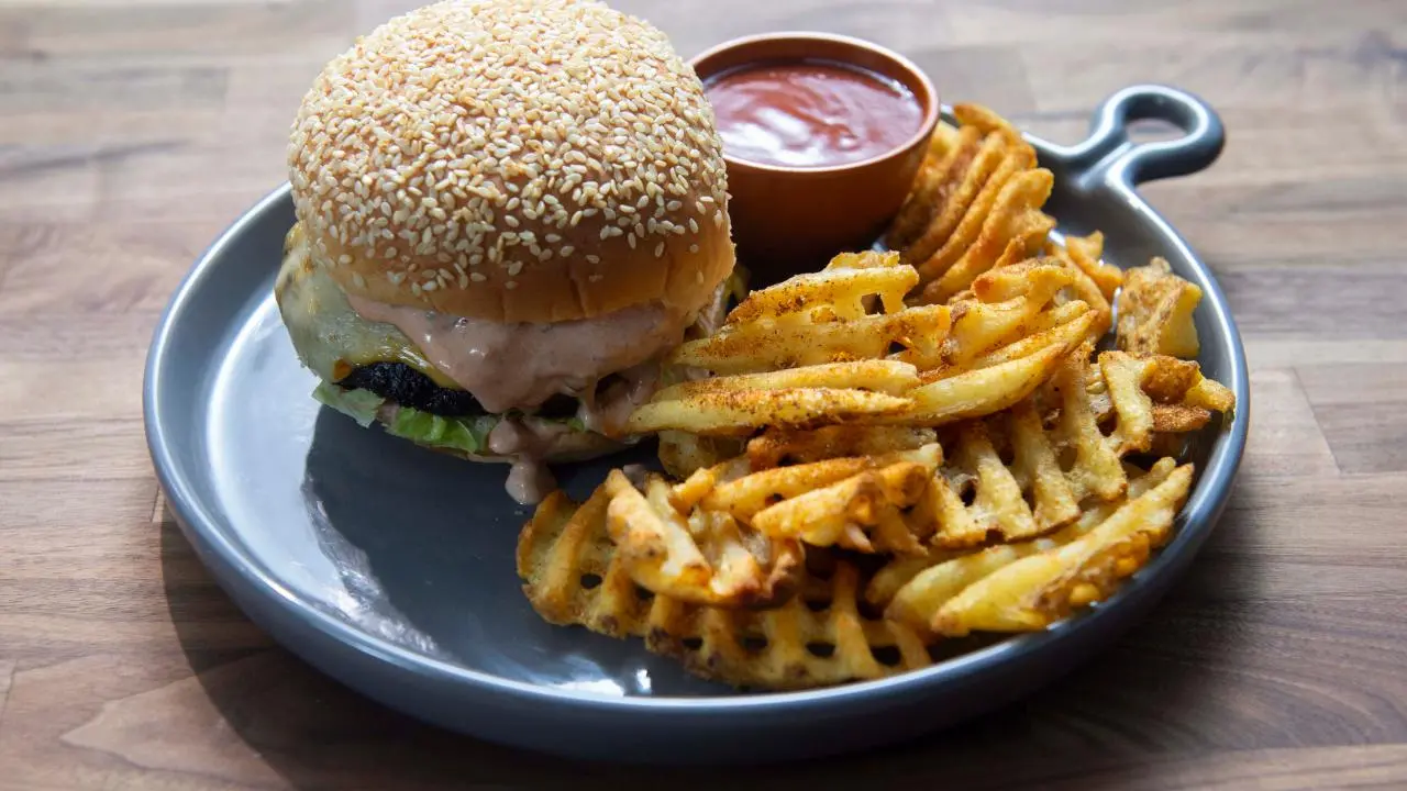 Mexi-Mac Burgers and Waffle Fries with Taco Sauce Recipe | Rachael Ray ...