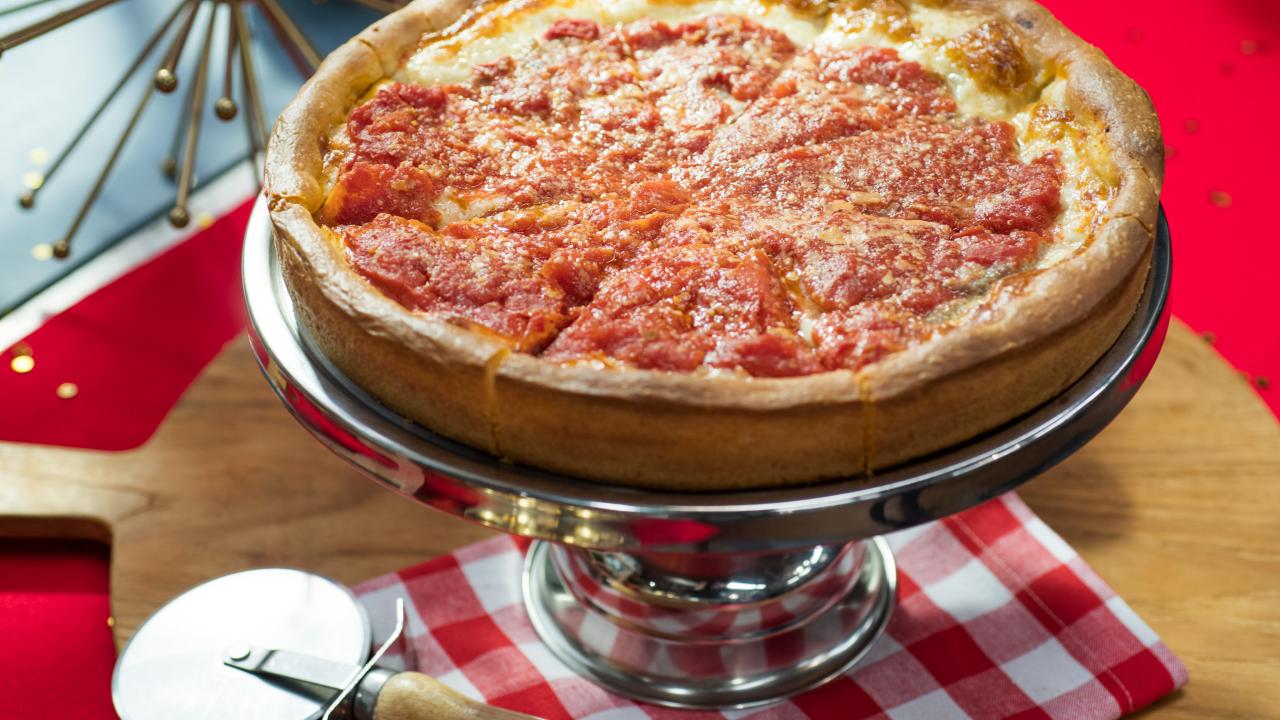 Chicago-Style Deep-Dish PIzza