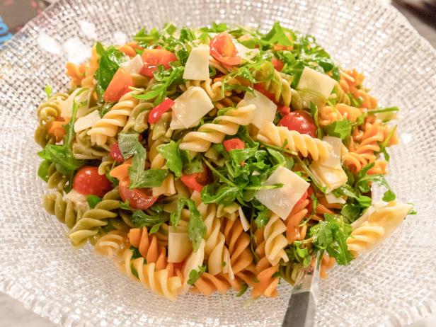 Tricolore Pasta Salad_image