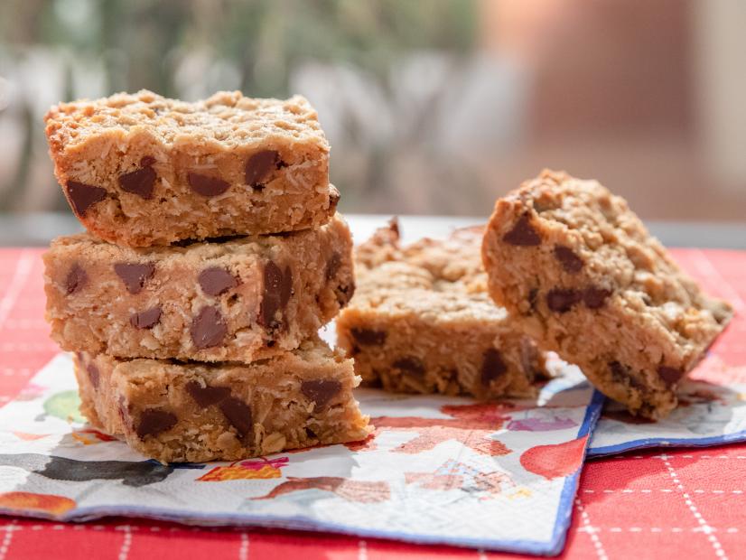 Chocolate Peanut Butter Blondies Recipe Giada De Laurentiis Food