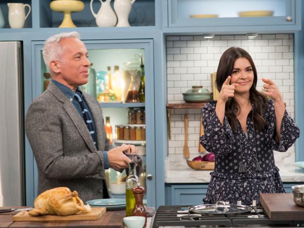 Geoffrey Zakarian shares how long to rest a roast chicken and Katie Lee shares how to make juicy chicken breast in a Kitchen Helpline all about chicken, as seen on Food Network's The Kitchen