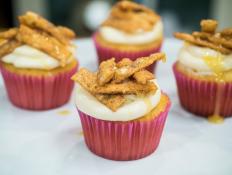 Sunny Anderson makes Sopapilla Cupcakes, as seen on Food Network's The Kitchen