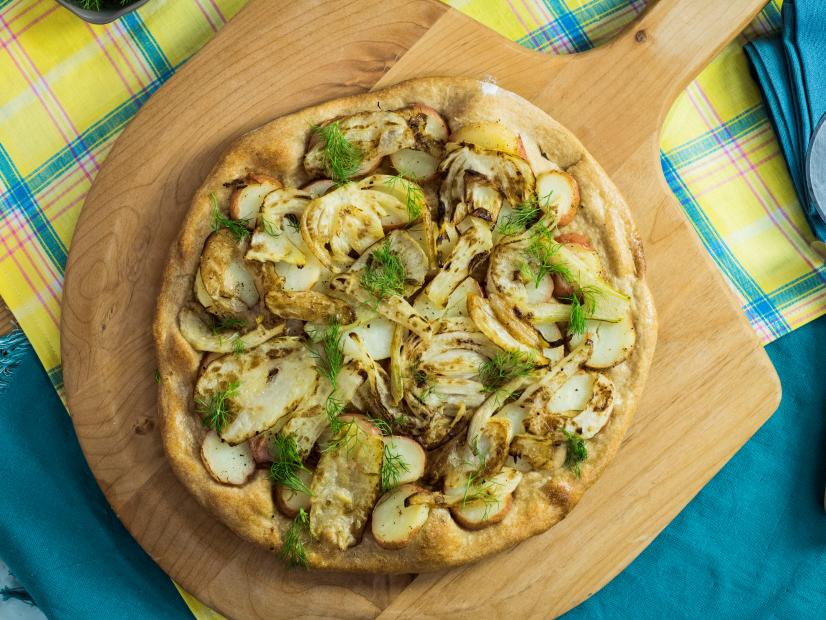 Mark Bittman makes Potato Fennel Pizza, as seen on Food Network's The Kitchen
