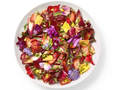 6 Ways to use Edible Flowers - Easy Recipe Ideas