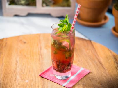 Clinton Kelly makes a Berry Mojito, as seen on Food Network's The Kitchen