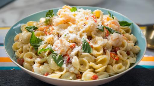 Creamy Shrimp Pasta With Hamilton Beach Electric Pasta Maker – Rookie With  A Cookie