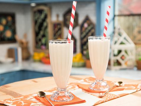 Cooling Honey Peanut Butter Milkshake