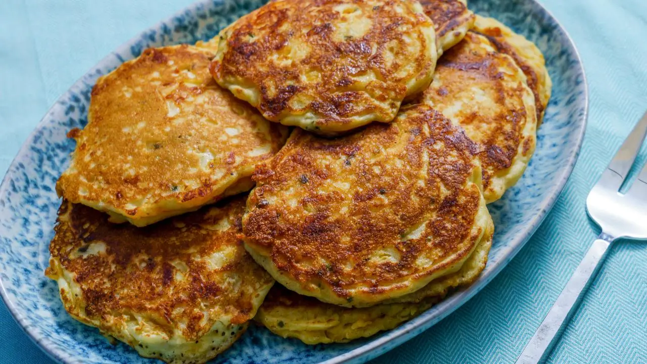 Buttermilk Cheddar Corn Cakes
