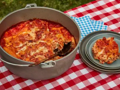 Ricotta, Italian Seasoning, Egg, Parmesan, Marinara Sauce, Italian Sausage, Mozzarella.