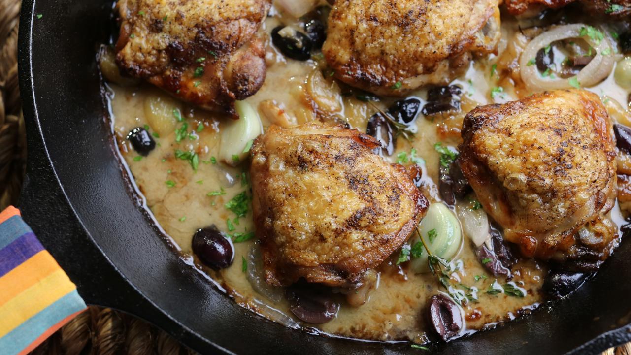 Heirloom Garlic Clove Chicken Thighs Recipe Valerie Bertinelli Food