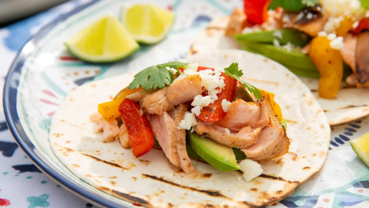 Grilled Salmon Tacos