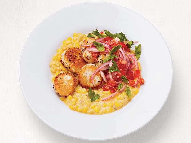 Seared Scallops with Creamed Corn image