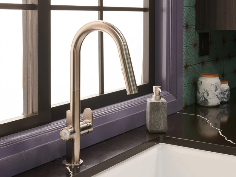 American Standard faucet measurment feature, as seen on Food Network’s Fantasy Kitchen Sweepstakes 2019.