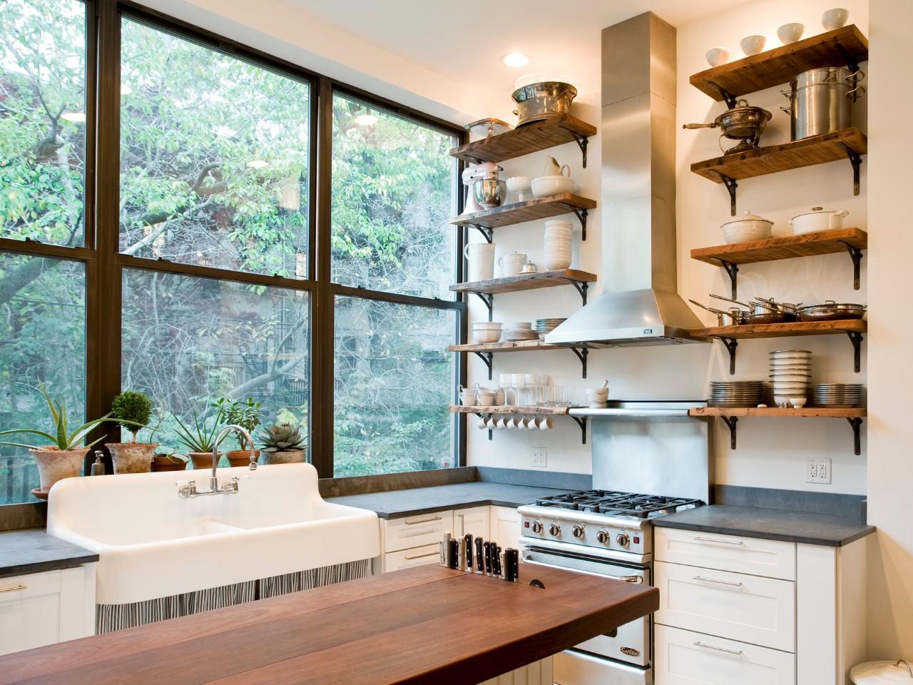 https://food.fnr.sndimg.com/content/dam/images/food/fullset/2019/5/8/1/Original_The-Brooklyn-Home-Company-Kitchen_s4x3.jpg.rend.hgtvcom.1280.960.suffix/1557346502800.jpeg