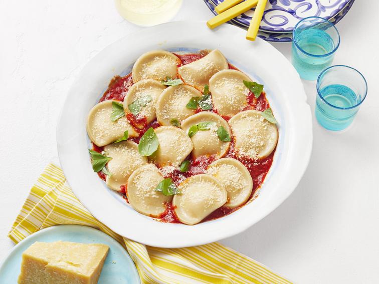 Ravioli Alla Caprese Recipe Giada De Laurentiis Food Network