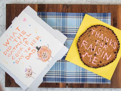 Decorate a "Dad Joke" Cookie Cake