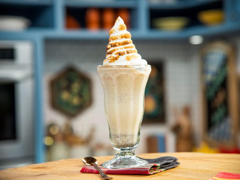 Geoffrey Zakarian makes a Rum Raisin Milkshake, as seen on Food Network's The Kitchen