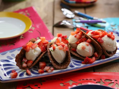 Neapolitan Dessert Tacos