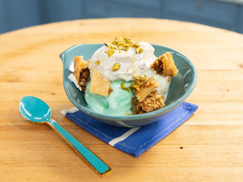 Geoffrey Zakarian makes a It's All Greek to Me Sundae, as seen on Food Network's The Kitchen