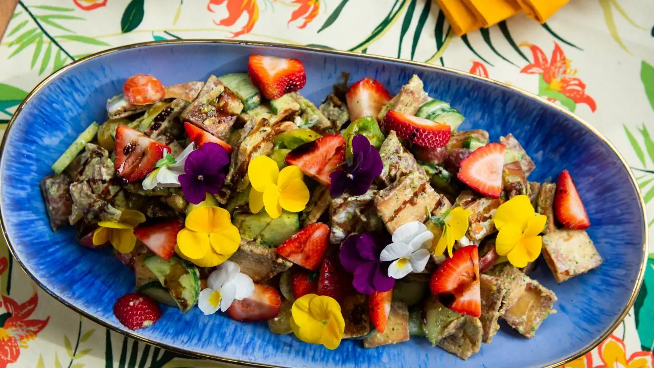Naanzanella Salad