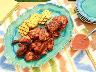 Sunny Anderson makes her Very Peri Chicken, as seen on Food Network's The Kitchen
