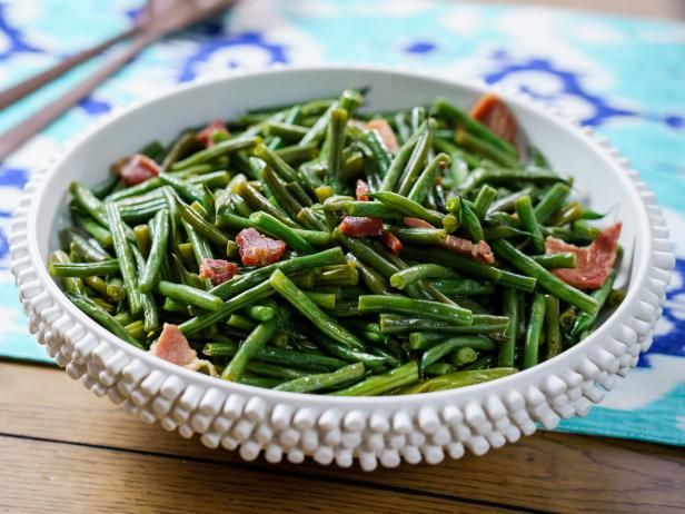 Southern Green Beans Recipe | Trisha Yearwood | Food Network