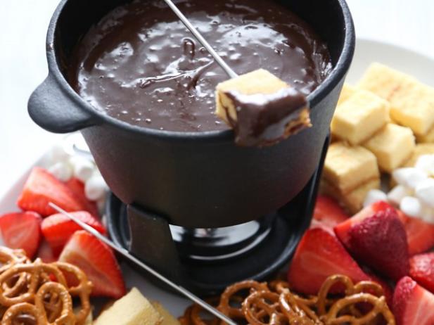 Chocolate Fondue Recipe –