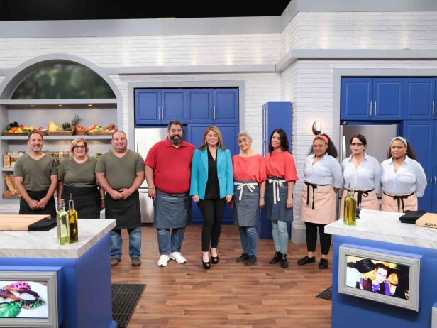 Host Valerie Bertinelli and three teams, as seen on Family Food Rivals, Season 1