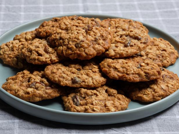 The Best Oatmeal Raisin Cookies Recipe | Food Network Kitchen ...