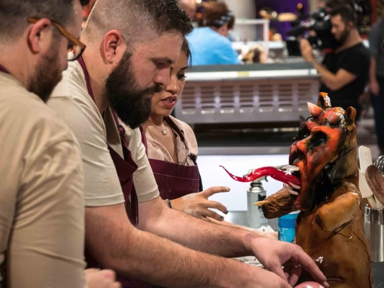 For the Small Scare Challenge, teams had to create a cuddly stuffed animal’s evil twin, who wants revenge for it’s cuddle-free life; BURNED AT THE CAKE: Chris Larsen (Pumpkin Carver), Brenda Villacorta (Cake Decorator), & Julian Jimenez (Sugar) made a teddy bear who has had a demon come out of his face, as seen on Halloween Wars, Season 9.