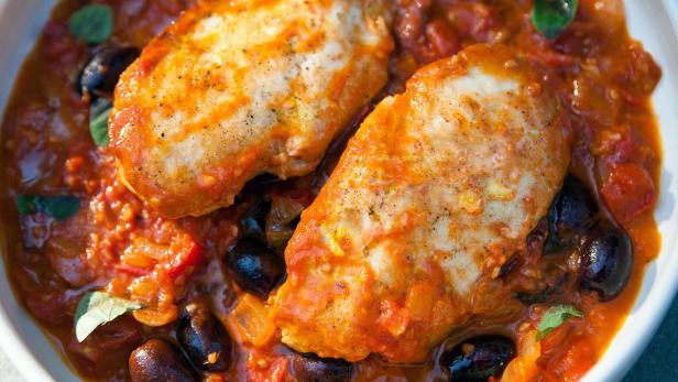 Weeknight Chicken Cacciatore image