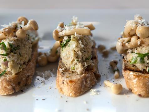 Artichoke Crostini with Wild Mushrooms